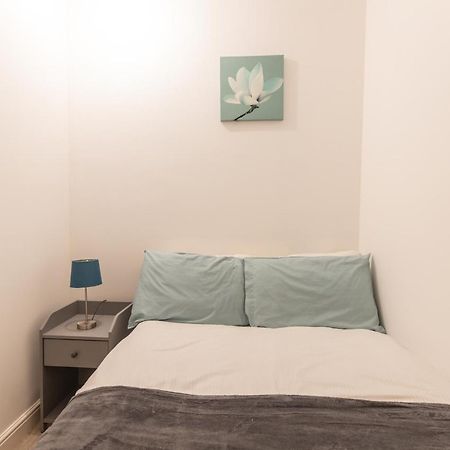 Cosy Modern Apartment, Grand Victorian Building, 5 Mins To Coventry City Centre 外观 照片