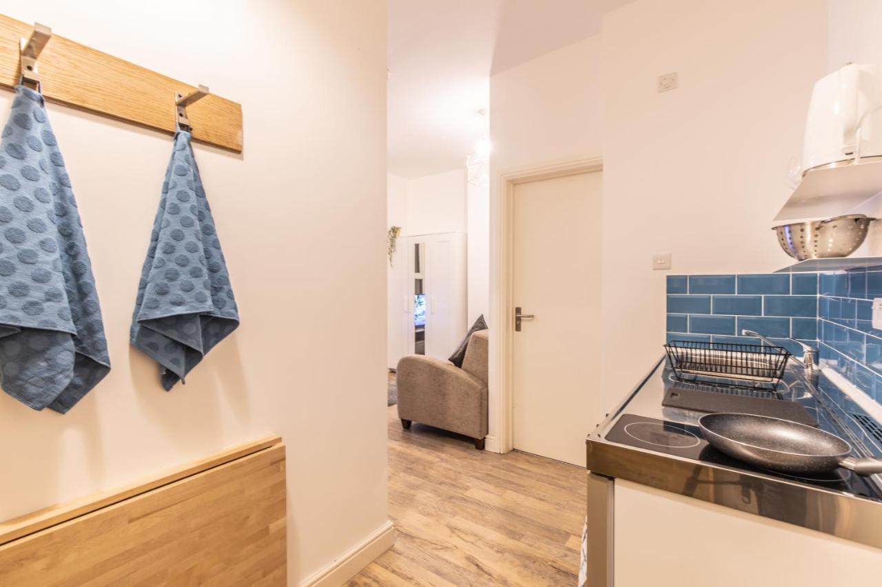 Cosy Modern Apartment, Grand Victorian Building, 5 Mins To Coventry City Centre 外观 照片