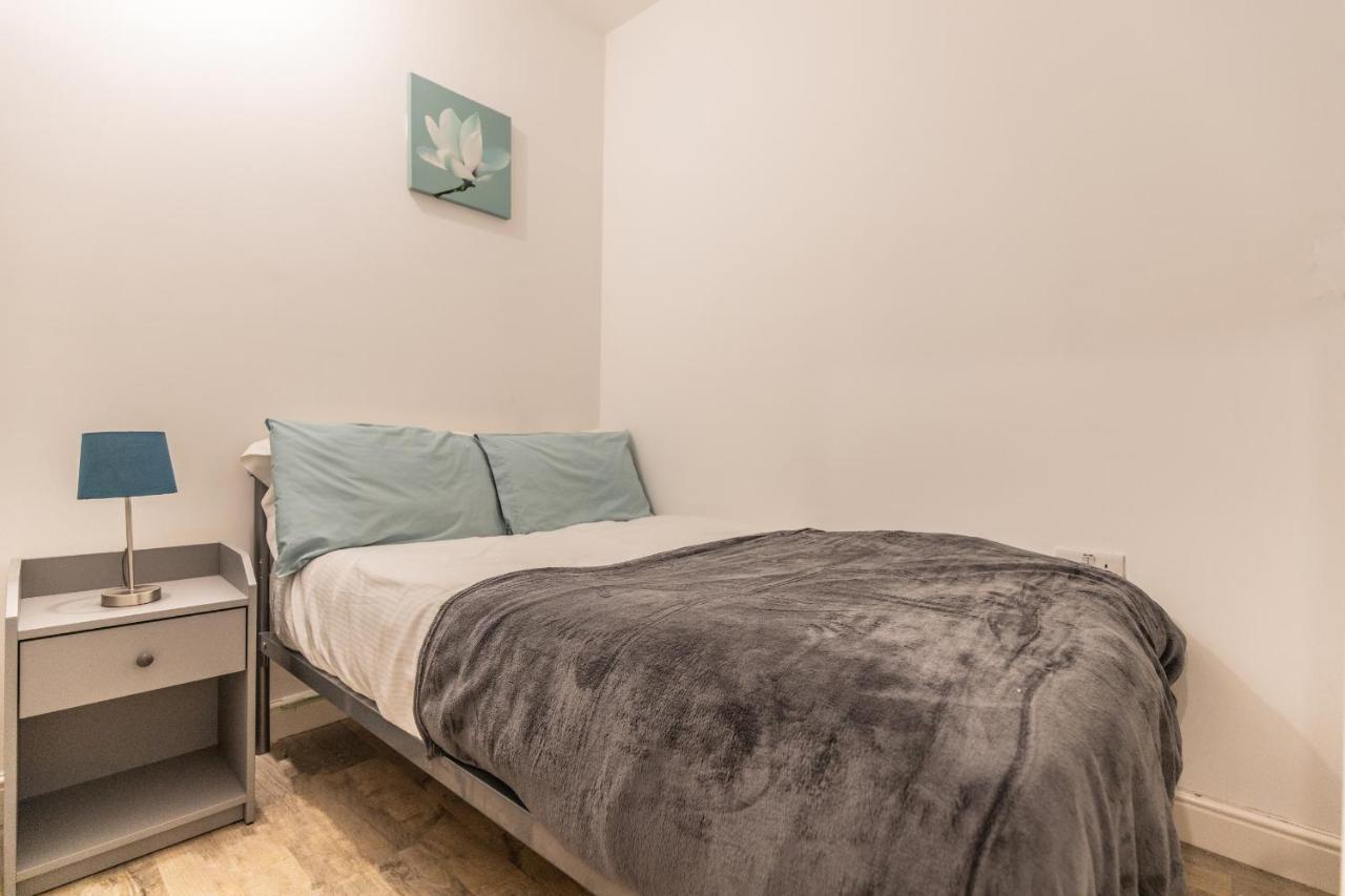 Cosy Modern Apartment, Grand Victorian Building, 5 Mins To Coventry City Centre 外观 照片