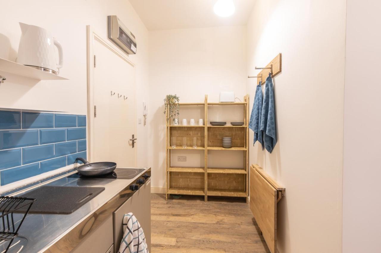 Cosy Modern Apartment, Grand Victorian Building, 5 Mins To Coventry City Centre 外观 照片